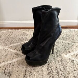 Gucci Black Peep Toe Lamb Leather Stiletto Booties Women's Size 39 US 9